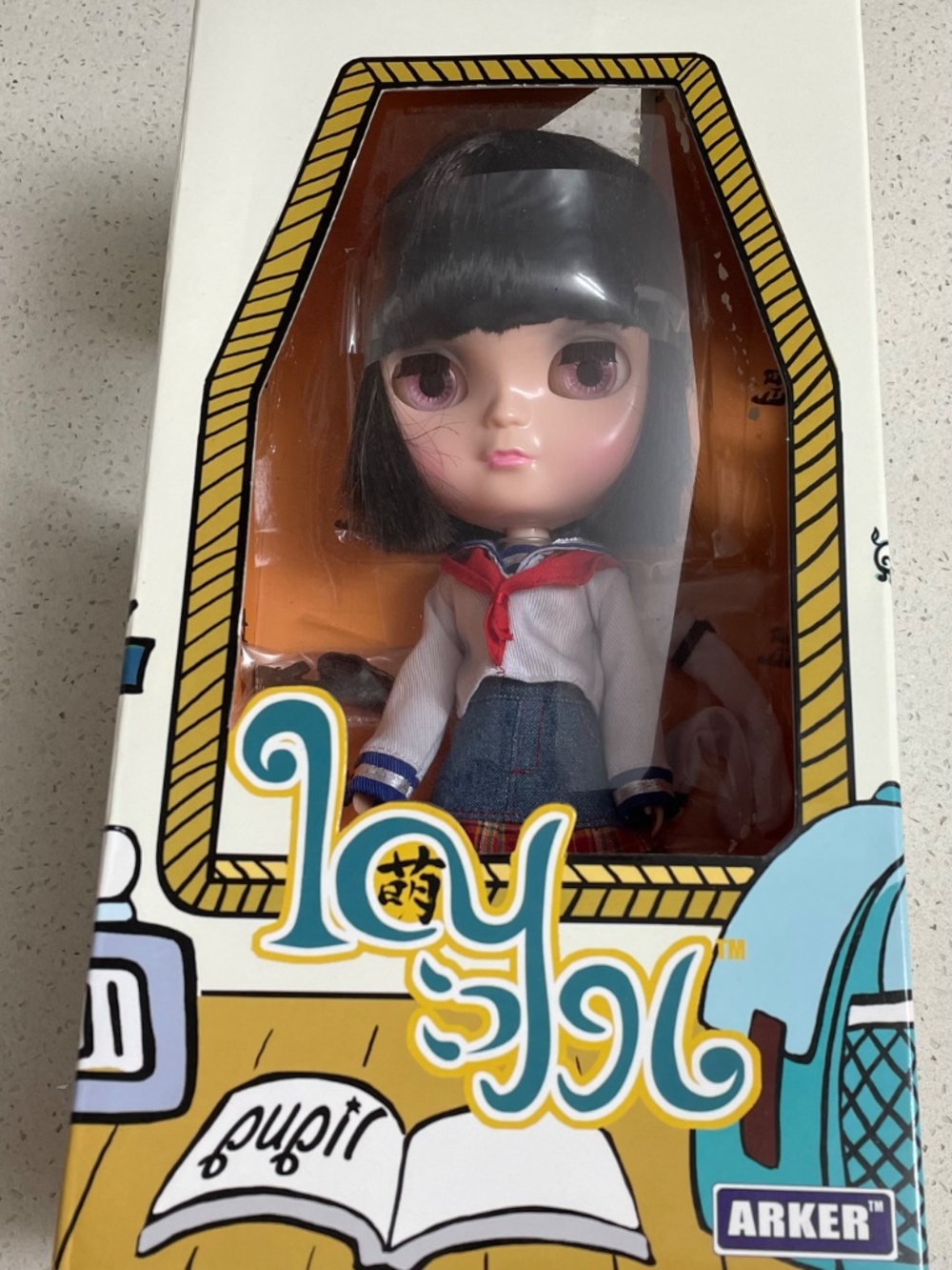 Icy Doll in box - Picture 2 of 5